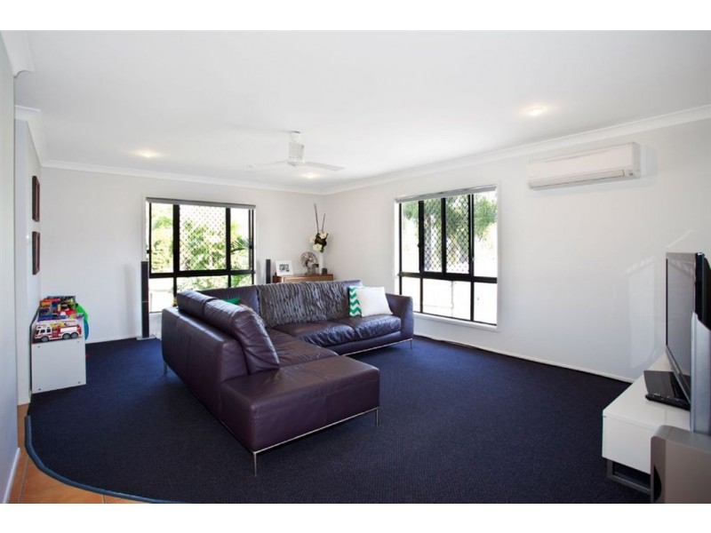 1a Eulbertie Ave, Eimeo QLD 4740