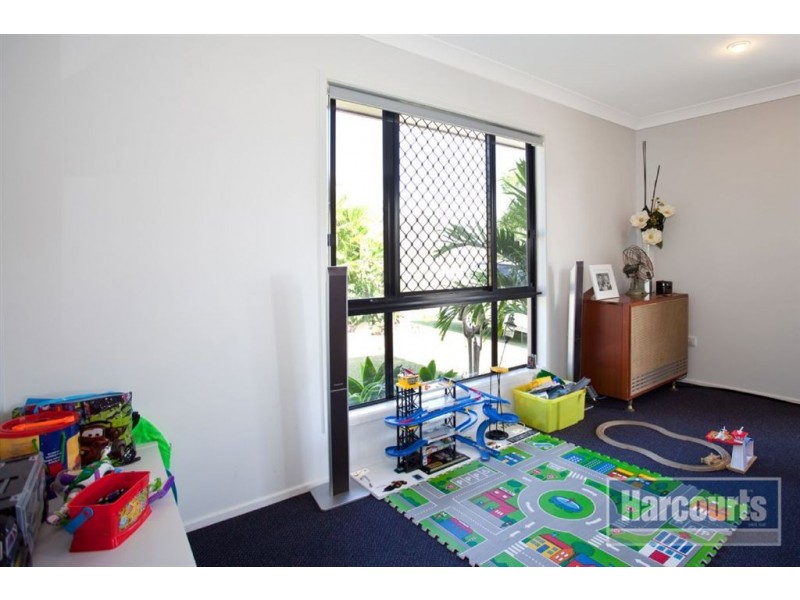 1a Eulbertie Ave, Eimeo QLD 4740