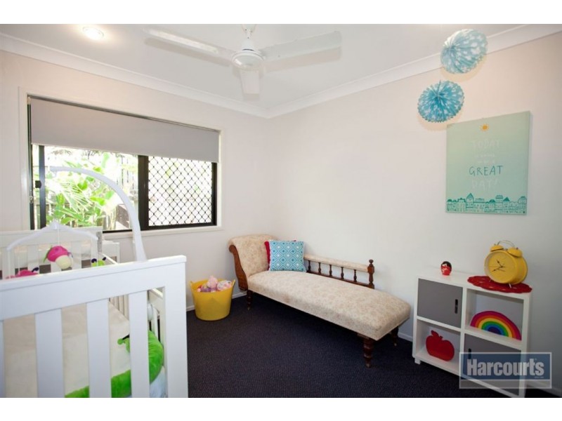 1a Eulbertie Ave, Eimeo QLD 4740