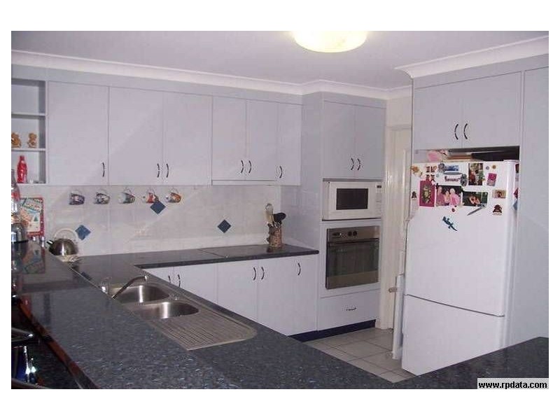 52 Patricia Drive, Andergrove QLD 4740
