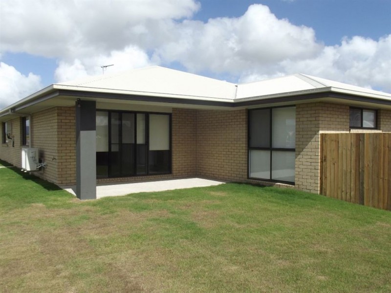 12 Isobel Avenue, Mirani QLD 4754