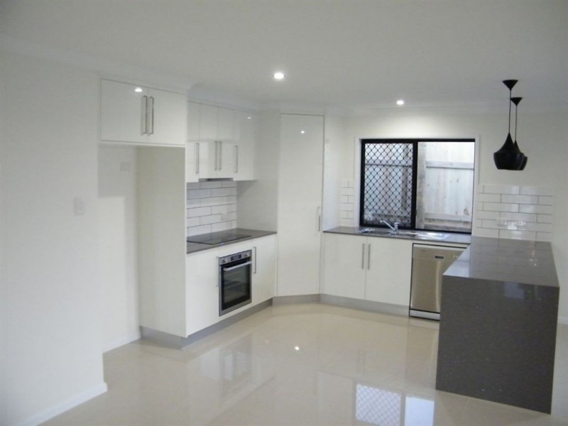 6 Bensara Court, Beaconsfield QLD 4740