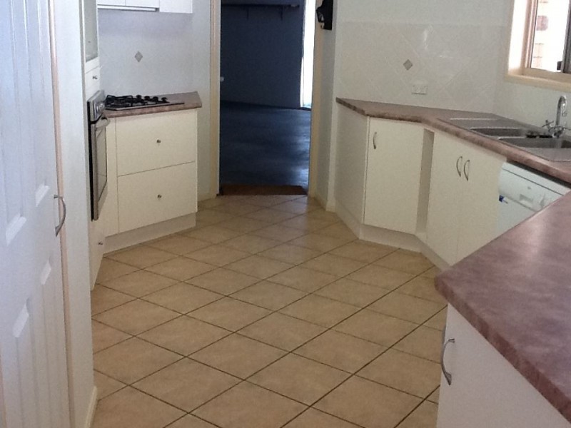 23 Emperor Drive, Andergrove QLD 4740