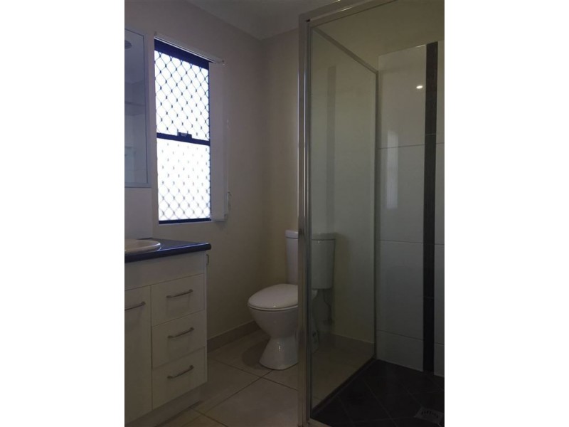 2/5 Prospect Street, Mackay QLD 4740