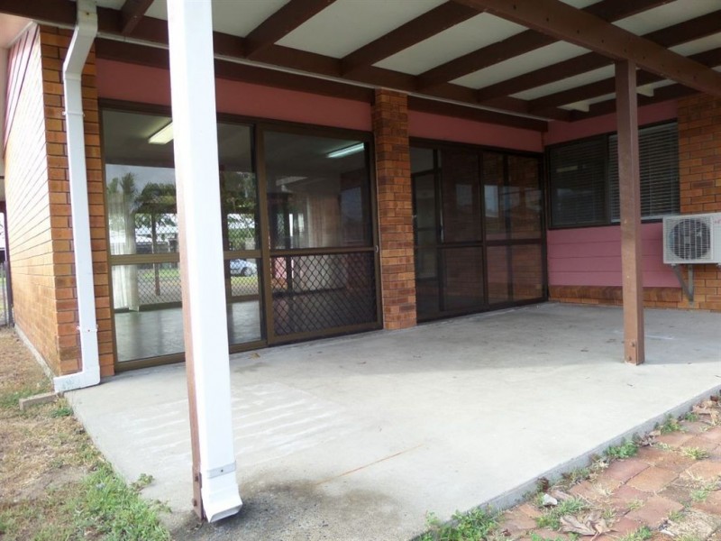 18 Yaralla Avenue, East Mackay QLD 4740