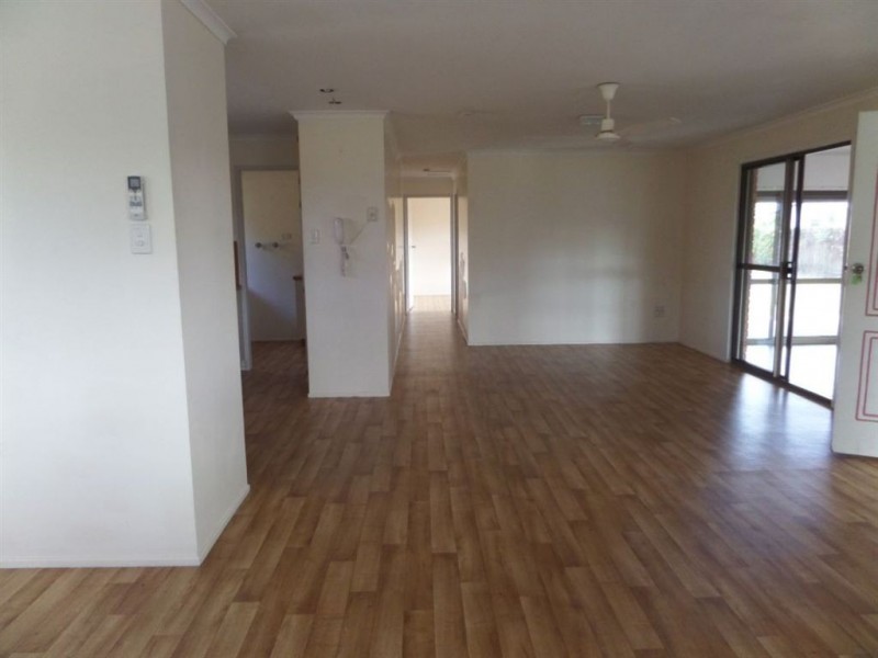 18 Yaralla Avenue, East Mackay QLD 4740