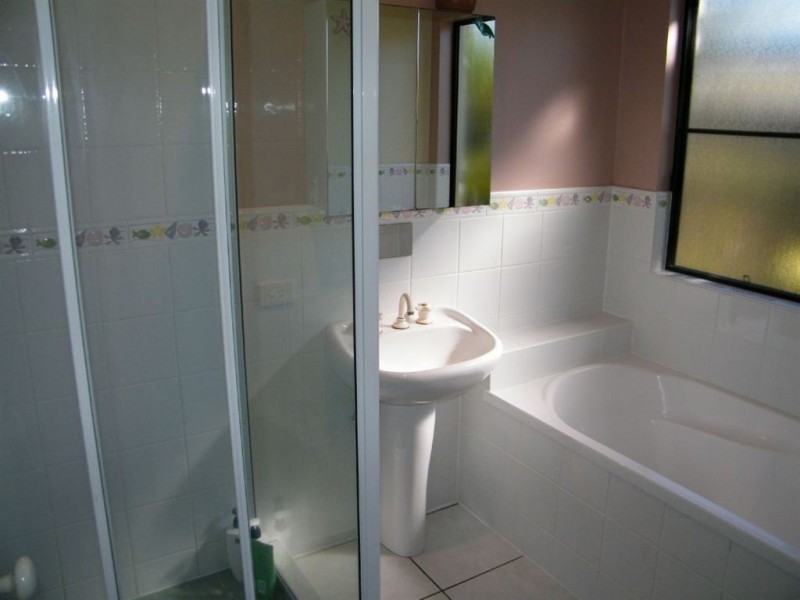 2 Trochus Court, Shoal Point QLD 4750