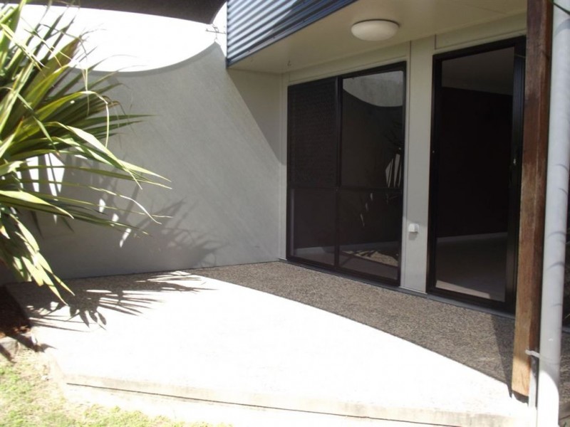 3/36 Slater Avenue, Blacks Beach QLD 4740