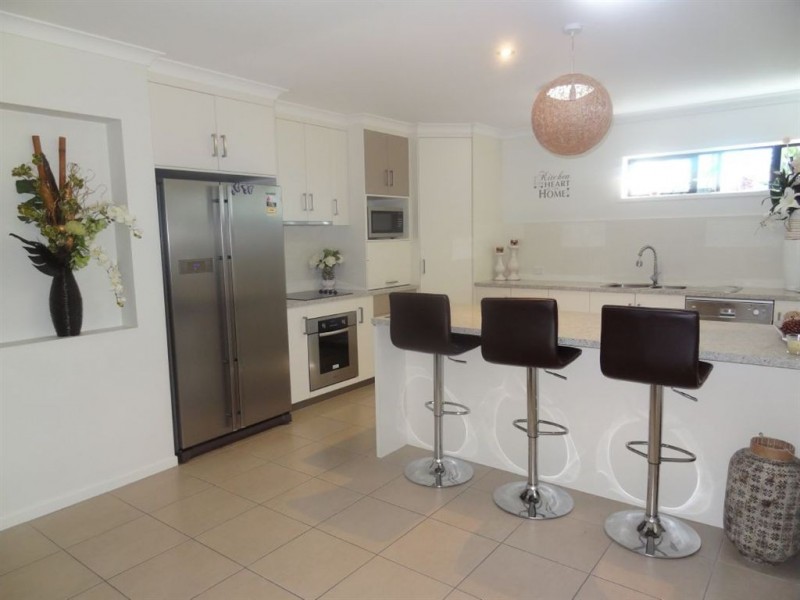 9 Eileen Street, Walkerston QLD 4751