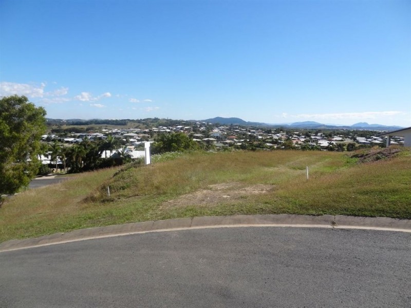 1 Rainbow Crescent, Blacks Beach QLD 4740