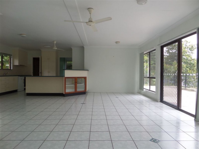 151 Kippen Drive, Ball Bay QLD 4741