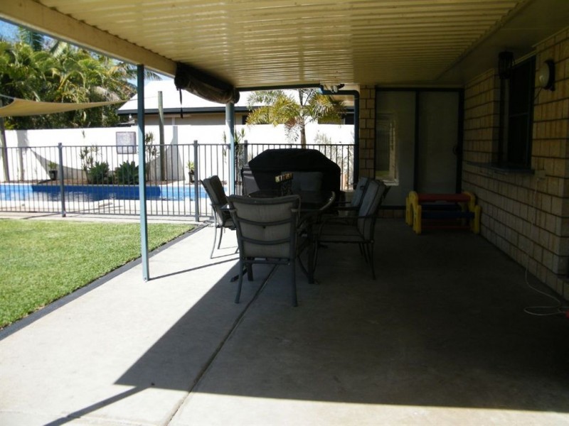 5 Hokins Court, Glenella QLD 4740