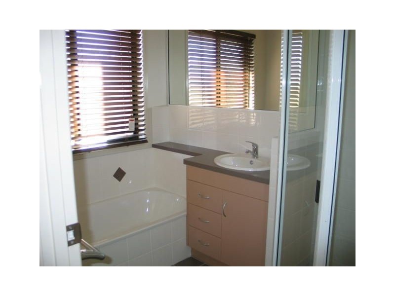 18 Mussett Street, Mackay QLD 4740