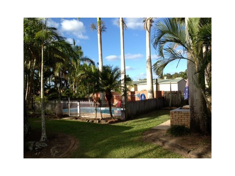 8 Melanie Street, Eimeo QLD 4740