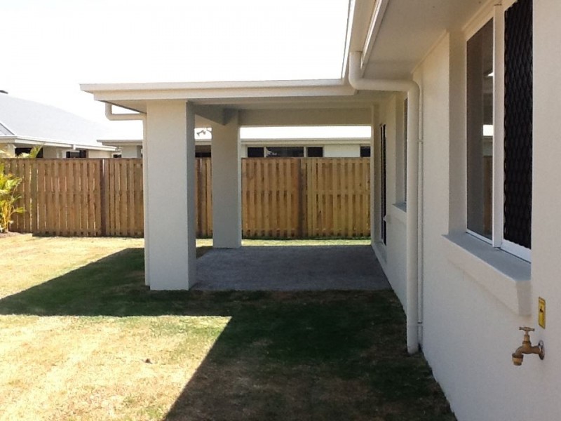 26 Warilla View, Blacks Beach QLD 4740