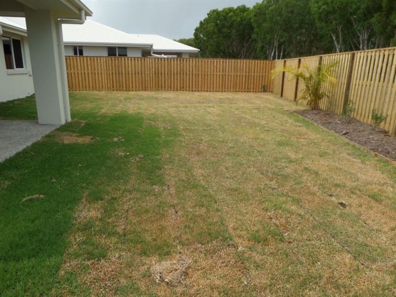 26 Warilla View, Blacks Beach QLD 4740