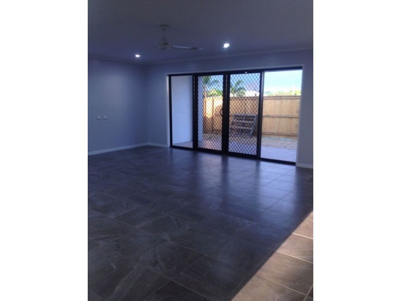 1/74 Rasmusen Avenue, Hay Point QLD 4740