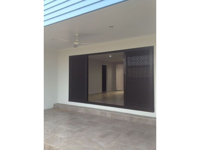 2/74 Rasmussen Avenue, Hay Point QLD 4740