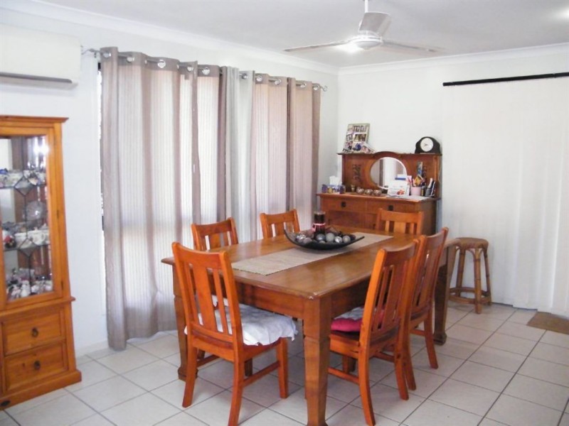 16 Reef Parade, East Mackay QLD 4740