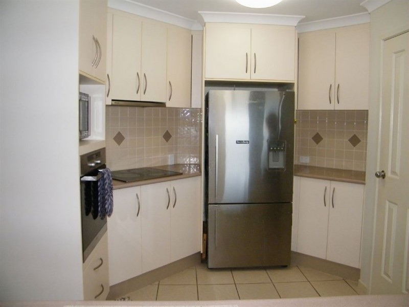 16 Reef Parade, East Mackay QLD 4740