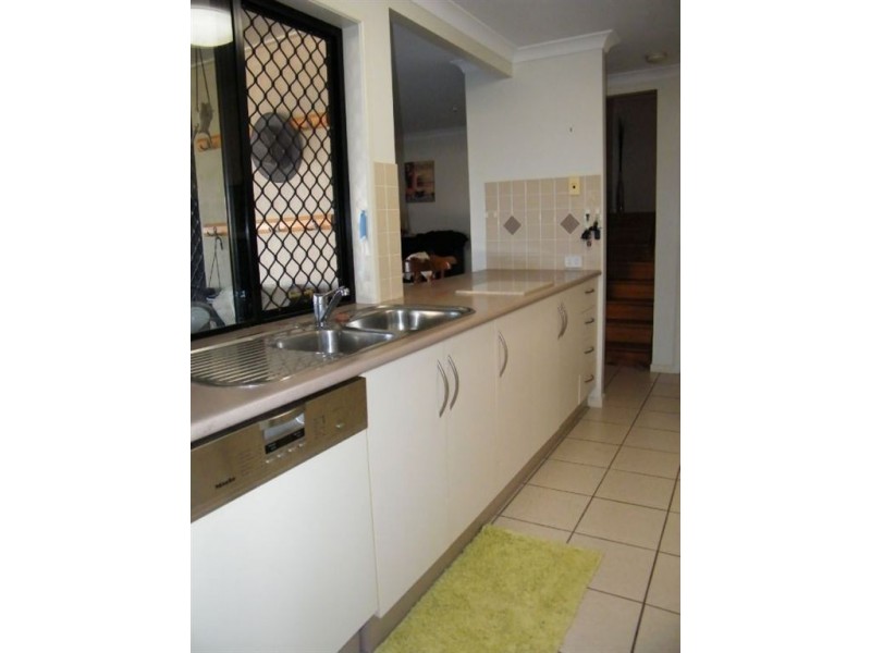 16 Reef Parade, East Mackay QLD 4740