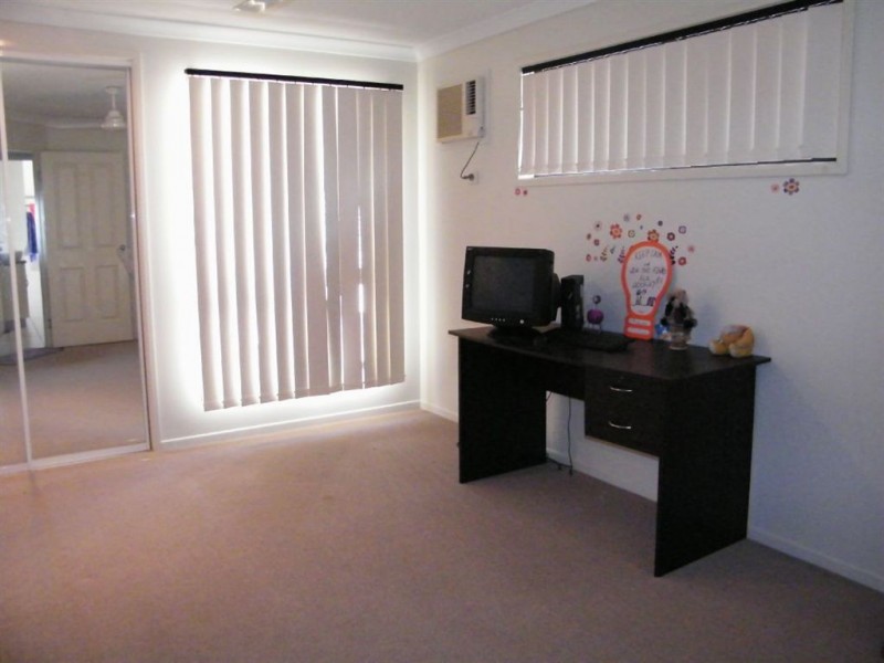 16 Reef Parade, East Mackay QLD 4740