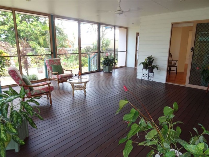 11 Admiralty Way, Bucasia QLD 4750