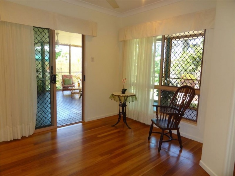 11 Admiralty Way, Bucasia QLD 4750