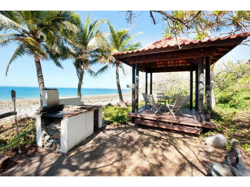 54 Admiral Drive, Dolphin Heads QLD 4740
