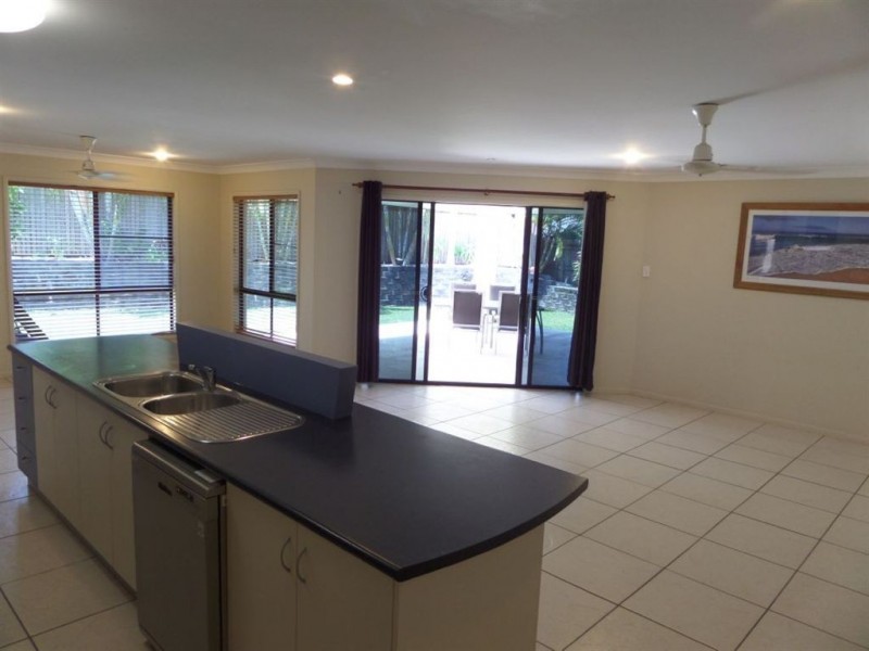 10 Whiting Court, Andergrove QLD 4740