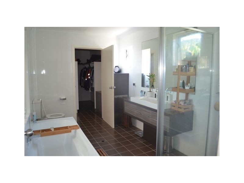 43 Village Circuit, Eimeo QLD 4740