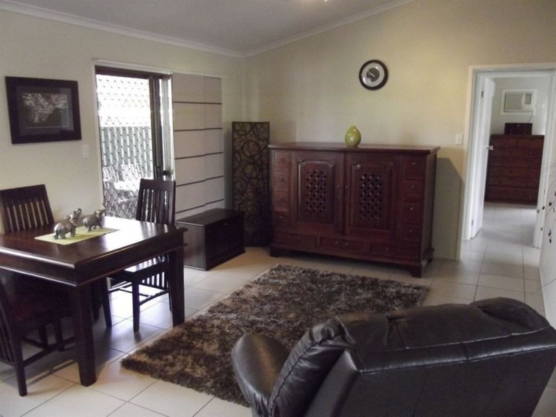 1/10 Trogolby Street, South Mackay QLD 4740