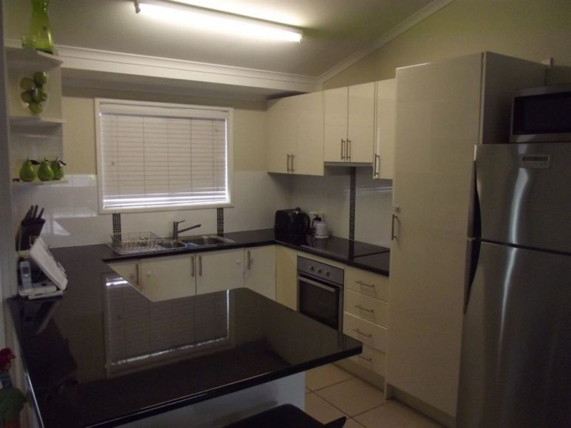 1/10 Trogolby Street, South Mackay QLD 4740