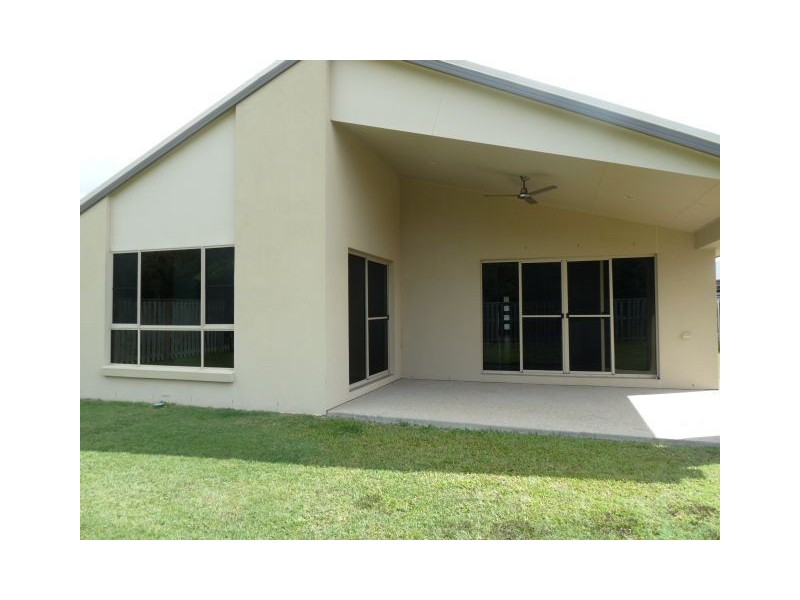45 Whitehaven Drive, Blacks Beach QLD 4740