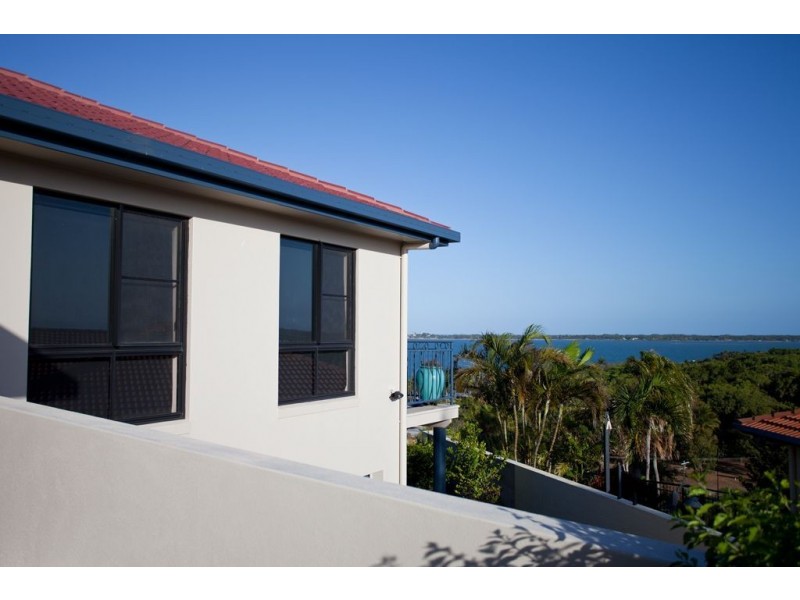 10 Rainbow Crescent, Blacks Beach QLD 4740