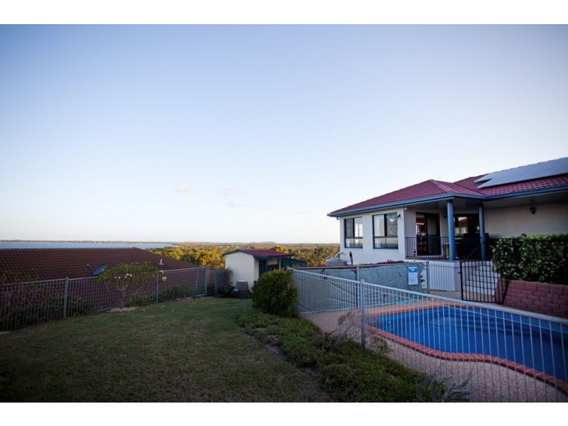 10 Rainbow Crescent, Blacks Beach QLD 4740