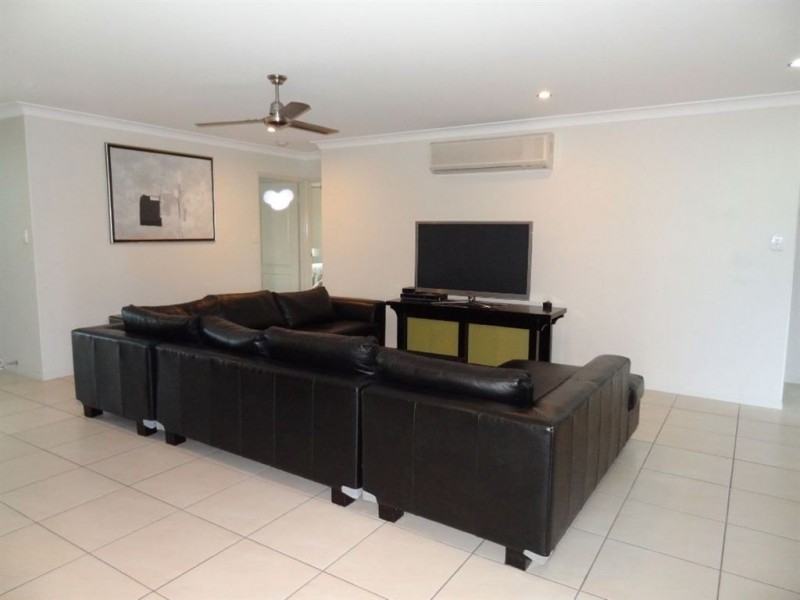 25 Peacock Place, Marian QLD 4753