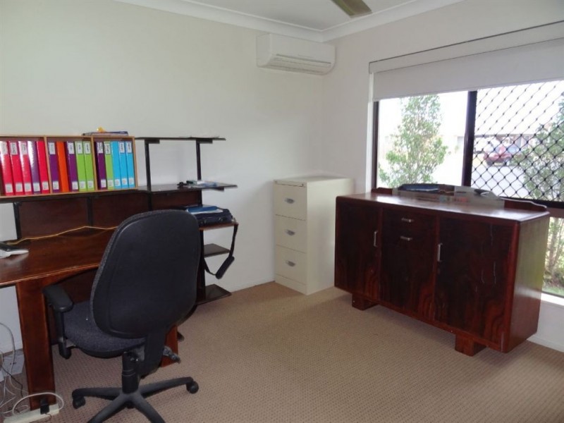 25 Peacock Place, Marian QLD 4753