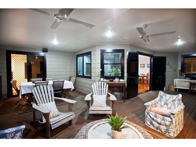 32 Admiral Drive, Dolphin Heads QLD 4740