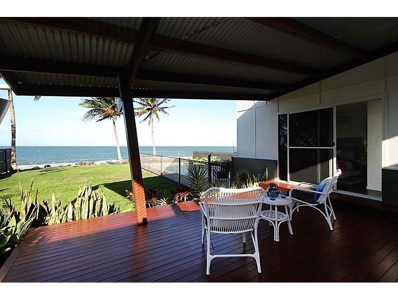 66 Bourke Street, Blacks Beach QLD 4740