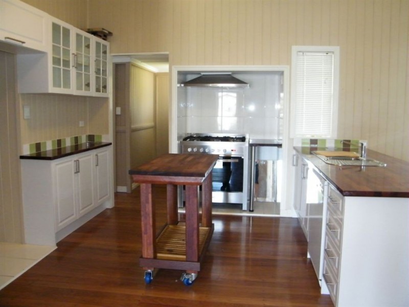 53 Mogford Street, West Mackay QLD 4740