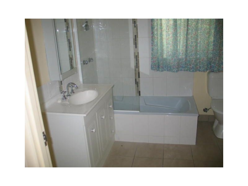 14 Pratt Street, South Mackay QLD 4740