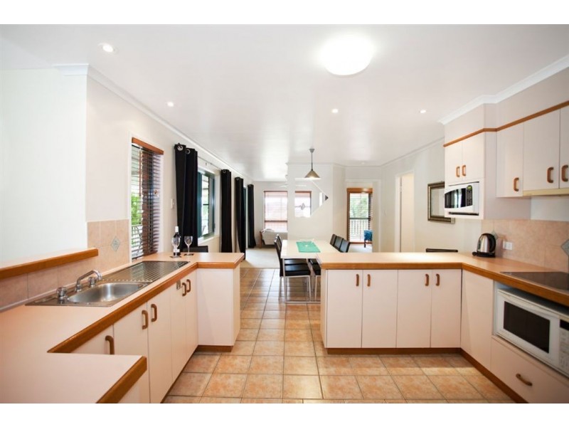 29 McLaughlin Drive, Eimeo QLD 4740