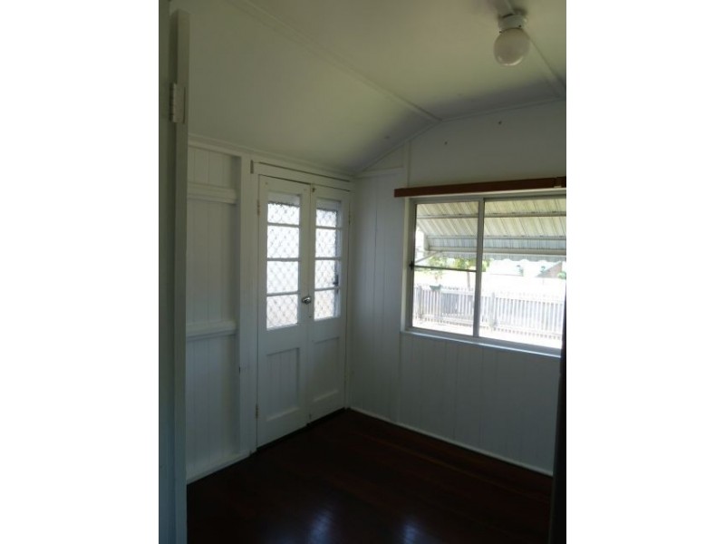 6 Macarthur Street, South Mackay QLD 4740