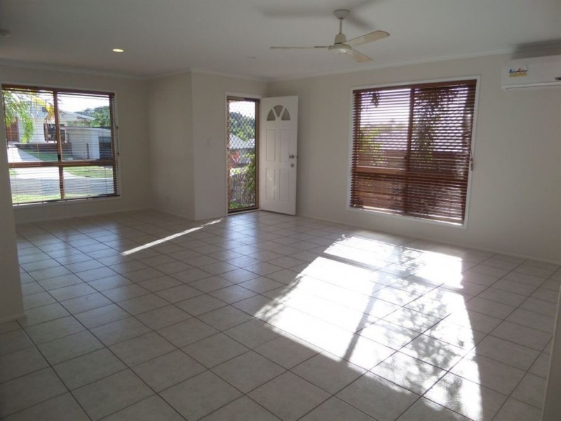 8 Langer Street, Eimeo QLD 4740