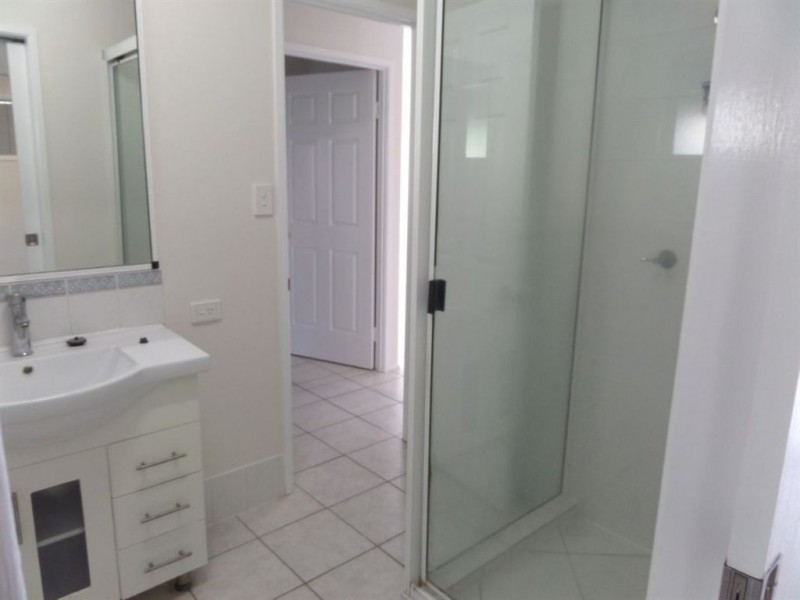 8 Langer Street, Eimeo QLD 4740
