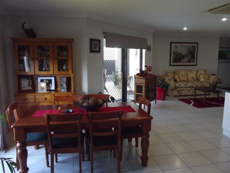 20 Debbiesue Drive, Mount Pleasant QLD 4740