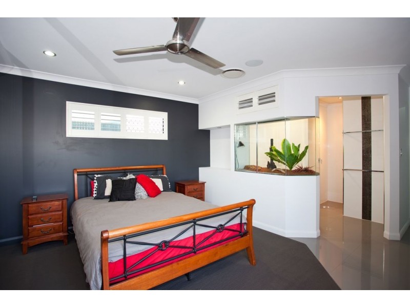 3 McIlwraith Way, Rural View QLD 4740