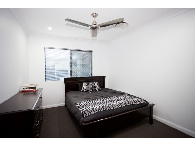 3 McIlwraith Way, Rural View QLD 4740