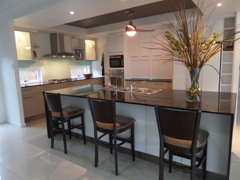 8 Seafarer Court, Blacks Beach QLD 4740